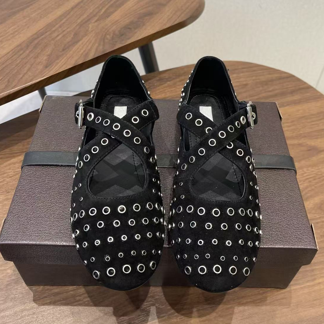 Ballet Flat Women - Designer Rivet Leather Mary Jane Shoes