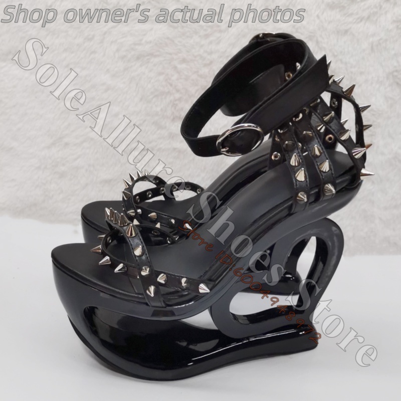 Hot Pink Spike Stud Caged Hear - Peep Toe Heels recension och pris